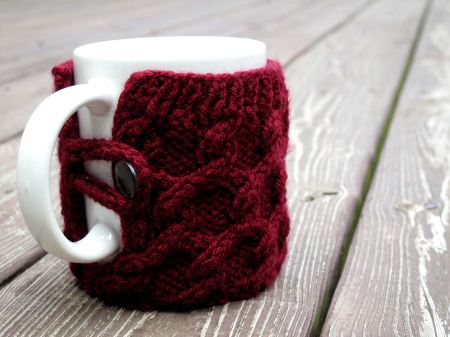 Tangled Cables Mug Sweater